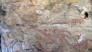 Algunas pinturas seminaturalistas y esquemáticas
